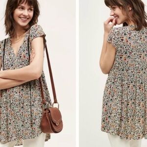 Anthropologie, babydoll tunic by Vanessa Virginia. Floral print, pockets size L